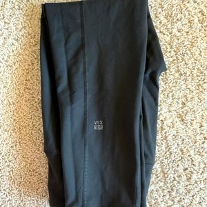 Victoria's Secret Sport Knockout Capris